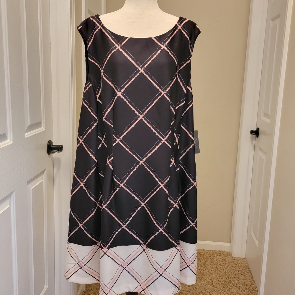 VinceCamuto, Black/Pink/Gray plaid, Tank style fit & flare dress, 22W